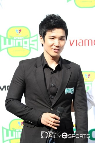 JinAir Green wings